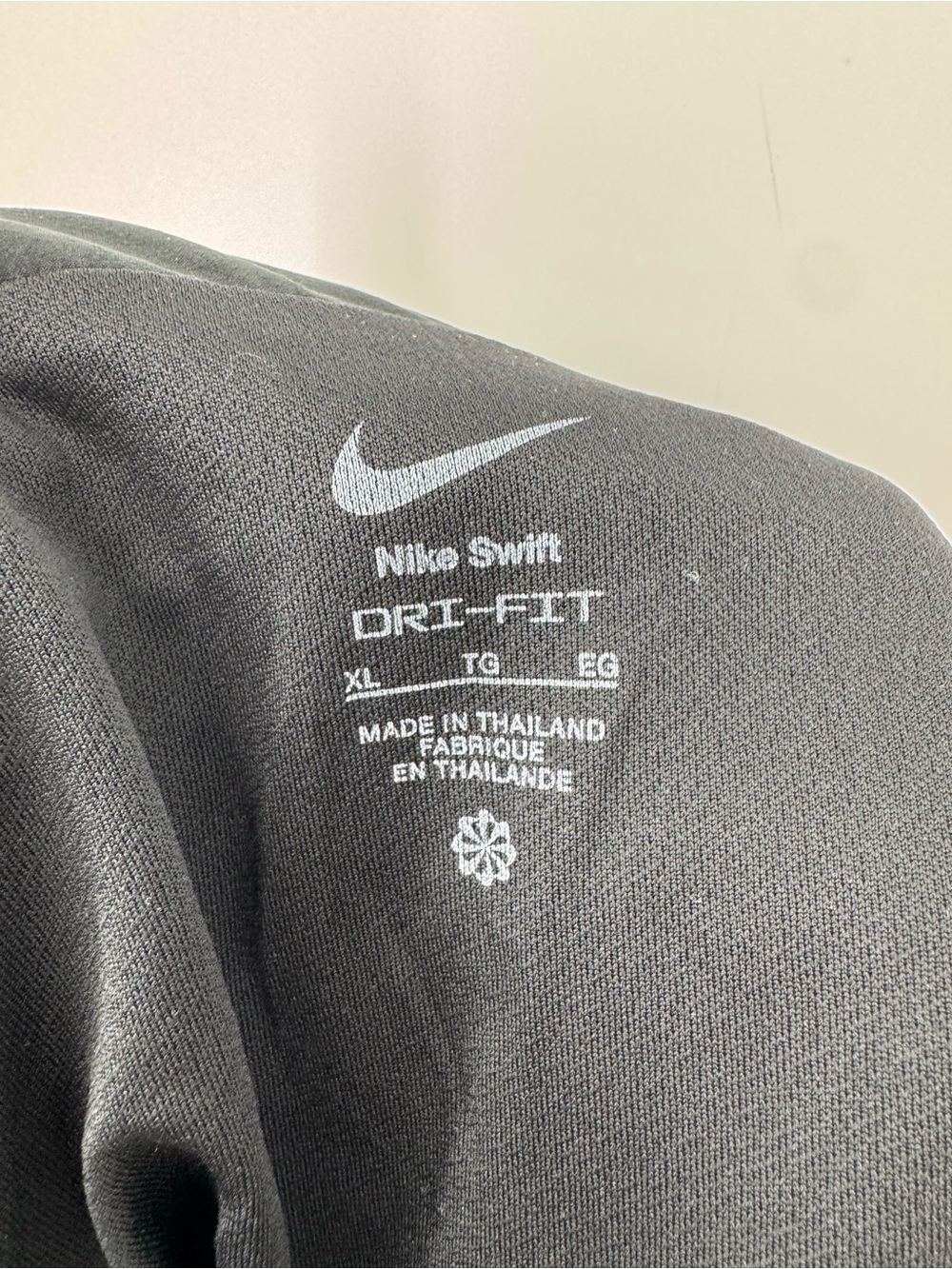 Nike Swift Dri-Fit Black Women's Lined Running Flowy Shorts Gym Workout  Size XL - Picture 5 of 9